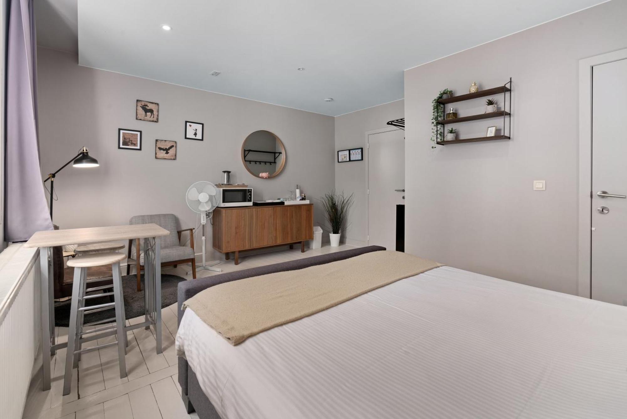 Spacious Guest Suites Near Historic Market - 5 Min Walk Brugge Kültér fotó