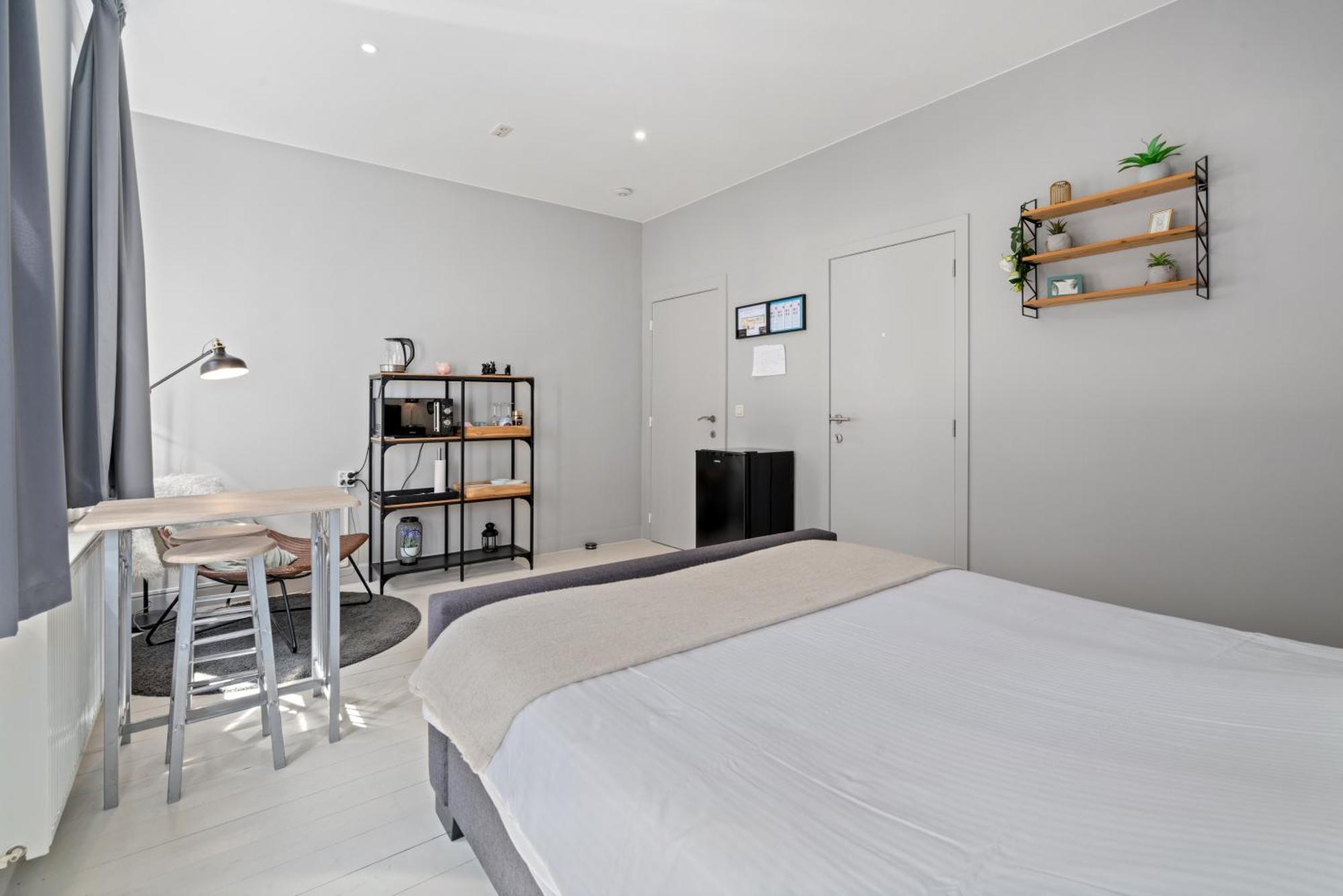 Spacious Guest Suites Near Historic Market - 5 Min Walk Brugge Kültér fotó